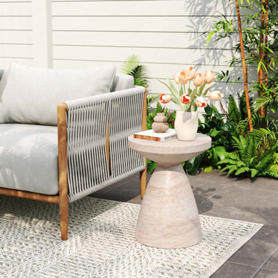 Tablette d'extérieur pour terrasse en béton