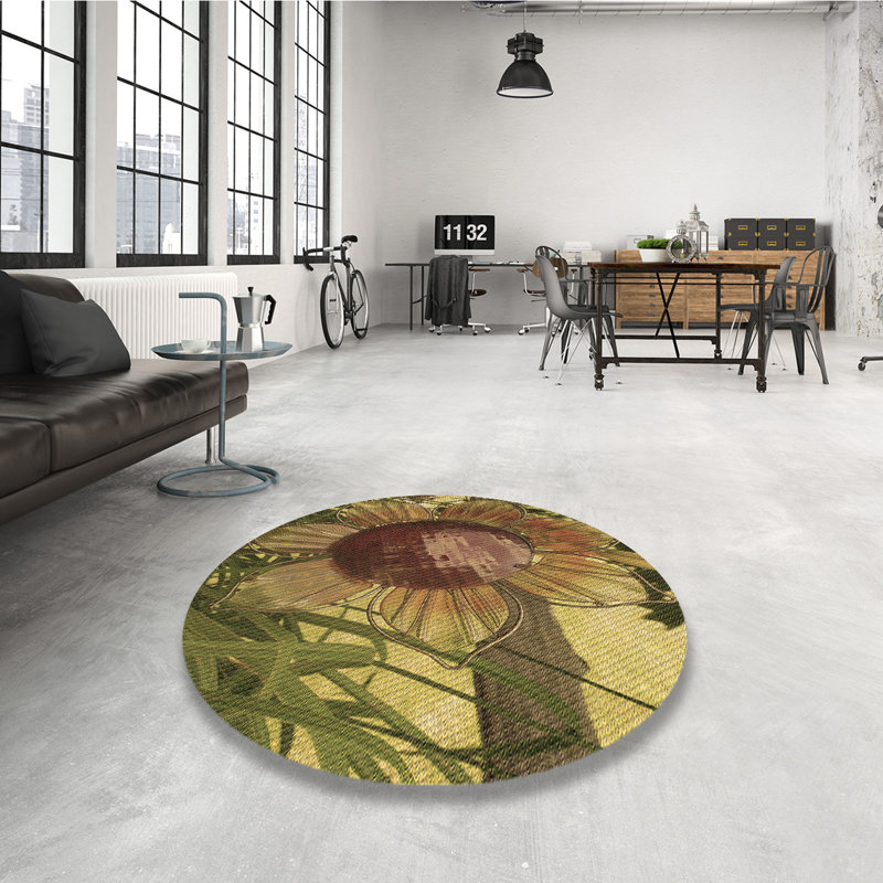Indoor Rug, Round 7'