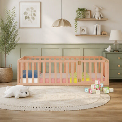 Delightful Wood Daybed Frame with Enclosed Fence and Functional Door, Perfect for Creating a Safe and Fun Kids' Sleeping Space