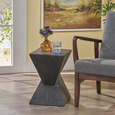 Table d'appoint moderne