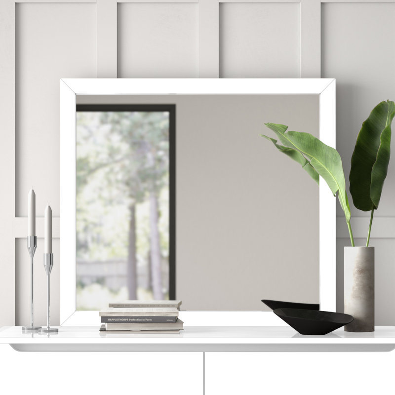 Commode moderne et contemporaine miroir Eisen, Blanc