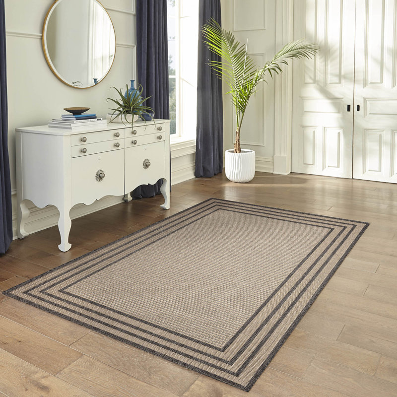 Mireyda Geometric Indoor / Outdoor Rug, Rectangle 7'10" x 9'10"