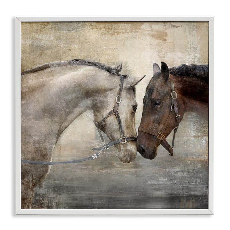 «Horse Couple», animal de ferme texturé blanc, estampe numérique encadrée par Main Line Studio, H 12 po x l 12 po