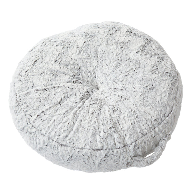 Coussin de sol en fausse fourrure Fauxchilla, Fauxchilla renard argenté