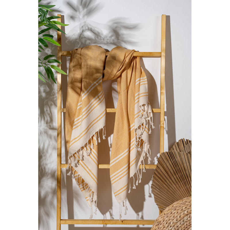 Luxueuse serviette de plage moutarde Fouta, 1 pièce, 35,4 po x 67,0 po | 60% coton, 40% polyester, 6,3 oz / m² | Lavable à la machine à 86 ° F | Parfait pour la plage, la piscine ou le spa | Conception douce, absorbante et à séchage rapide
