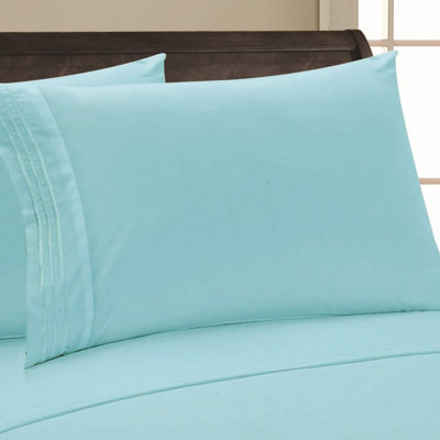 Taie d'oreiller luxueuse en microfibre à densité de tissage 1500 avec une finition douce et soyeuse