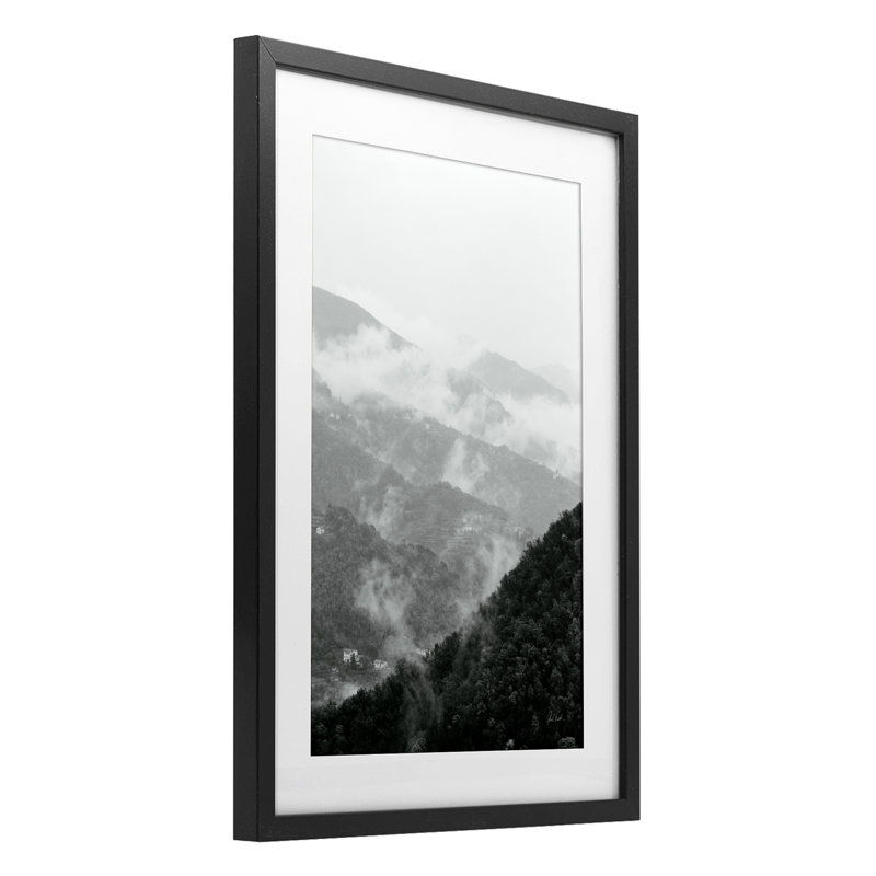 Morning Mist Hillside, reproduction encadrée sous verre, conception de Deborah Revell, H 20 po x l 14 po, Cadre noir minuit