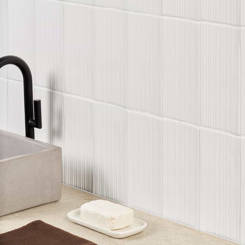 Nabi Subway 4.5x9 Fluted Ridged Crackled Glossy Glass Tile, Glacier White