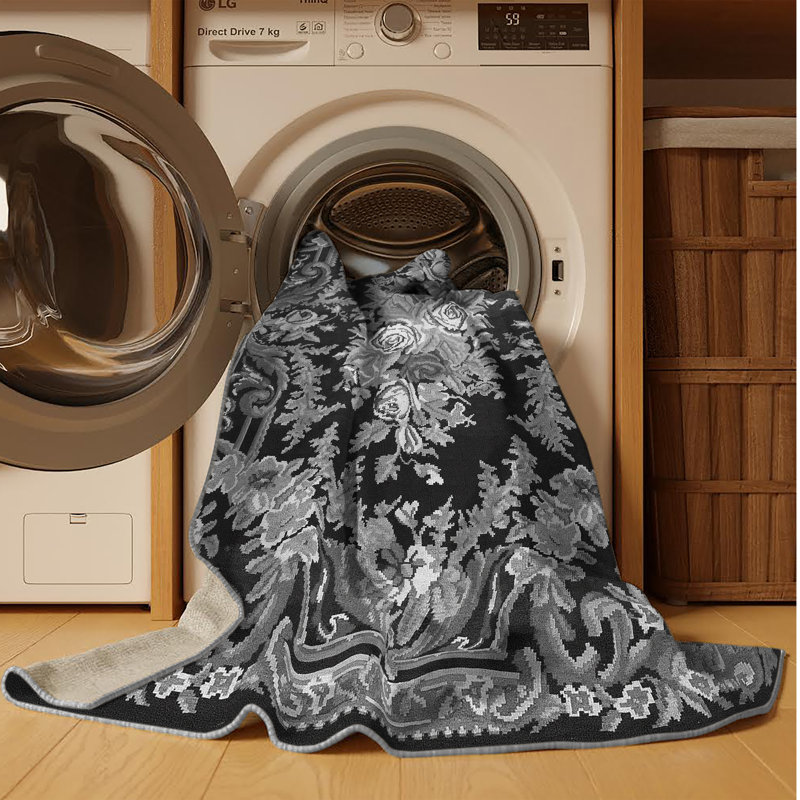 Tapis oriental gris / noir en chenille / polyester tissé à la machine Oline, Rectangle 4 pi x 6 pi