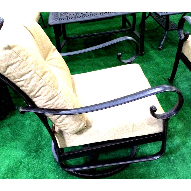 Poulsbo 4 - Person Patio Conversation Set with Cushions