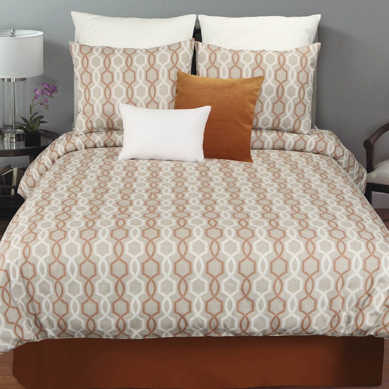 Whittier Machine Woven Geometric Shapes Comforter, Full Comforter + 5 Additional Pieces