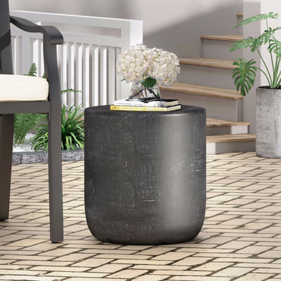 Table d'appoint d'extérieur en béton léger