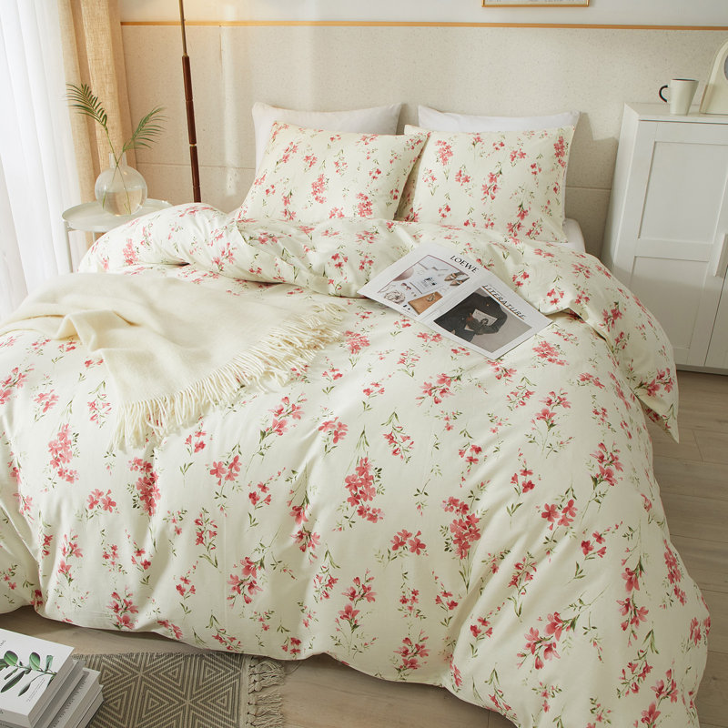 Microfiber Comforter Set, Full Comforter + 2 Standard Shams, White/Red Floral