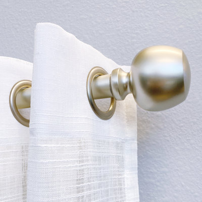 Ingaberg Eleanar Metal Adjustable Single Curtain Rod
