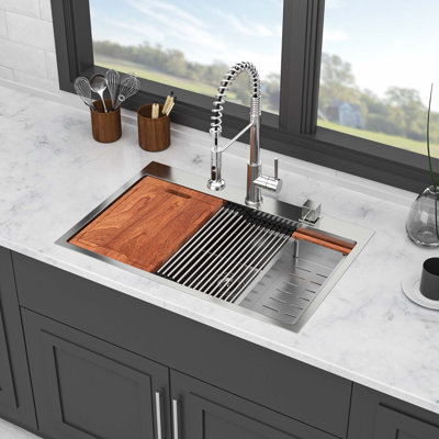 Évier de cuisine encastré 33 po - 33 po x 22 po Évier de cuisine encastré à simple cuve en acier inoxydable de calibre 16 et fabrication en acier inoxydable T304 16G
