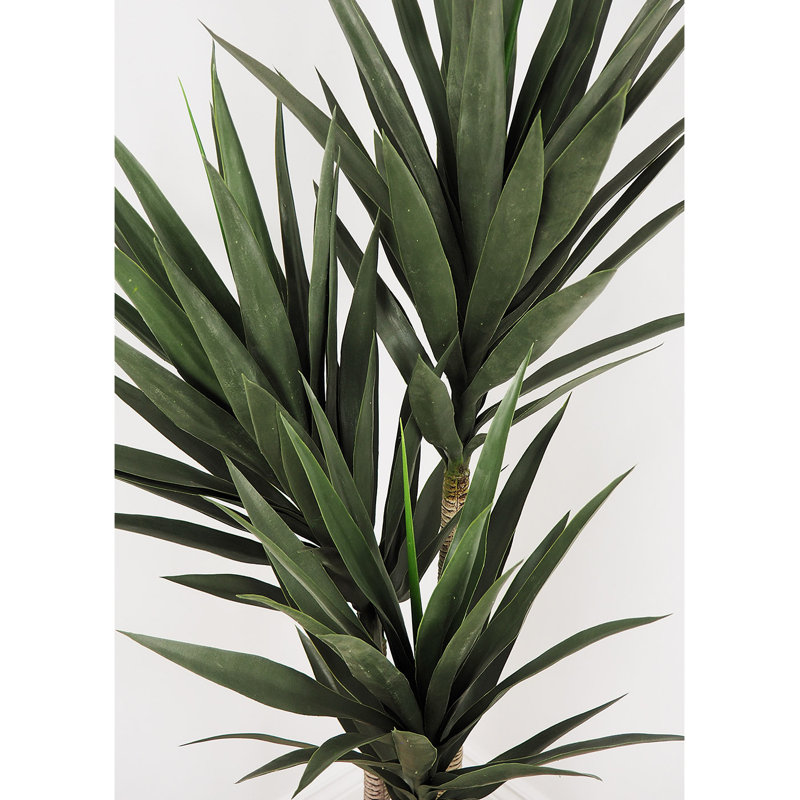 Yucca artificiel 59 po en pot
