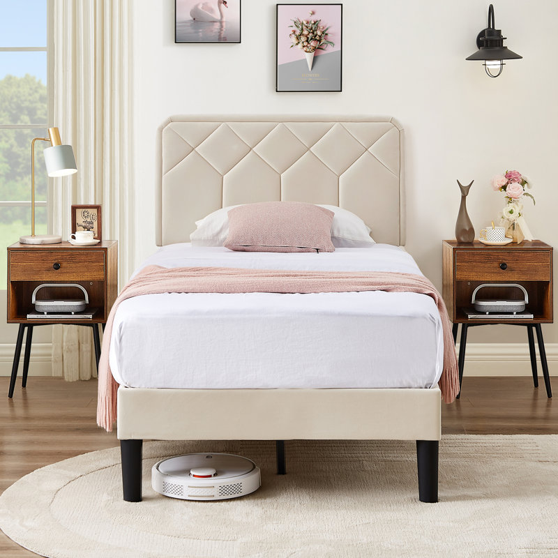 Metal Piece Bedroom Set, Twin, Brown