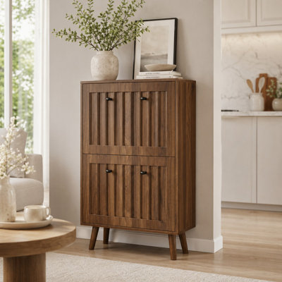 Armoire de rangement pour chaussures Upright d'inspiration médiévale moderne avec finition rainurée verticale, unité d'organisation de chaussures mince