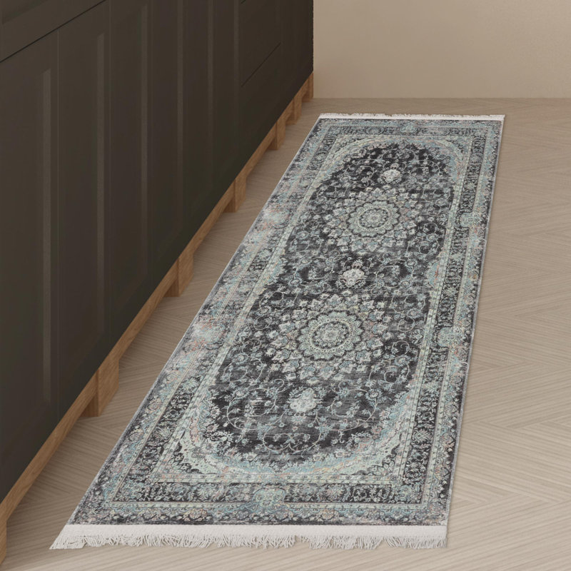 Wrinkle Free Flatweave Traditional Black Area Rug for Living Room, Hallway Runner, Runner 1'8" x 4'11"