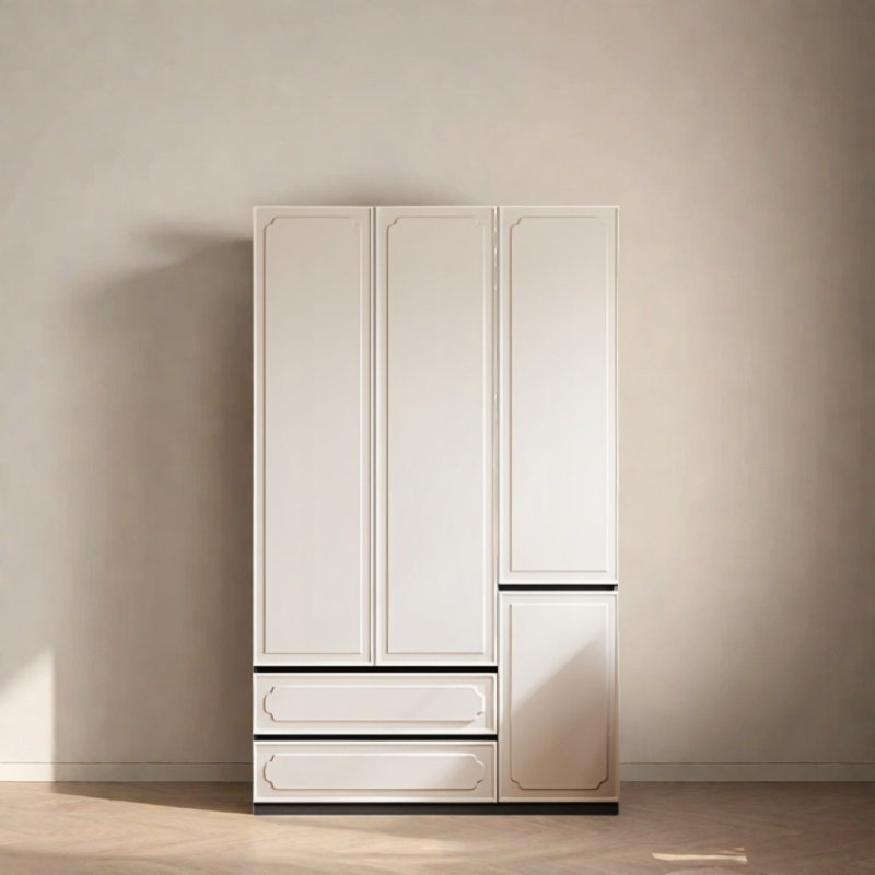 Garde-robe simple et haut de gamme