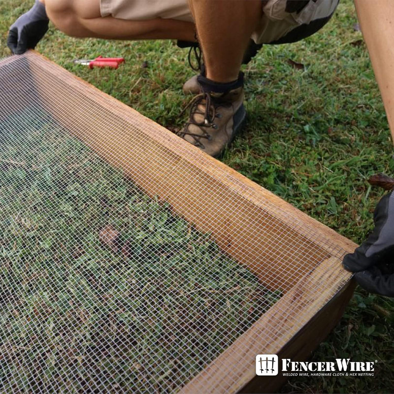 Fencer Wire 23 Gauge Galvanized Hardware Cloth with Mesh Size 1/4" x 1/4", Multiple Options, 4' H x 100' W