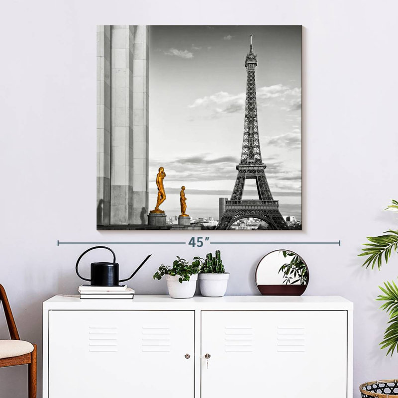Lilie Eiffel Tower View, 33" H x 33" W