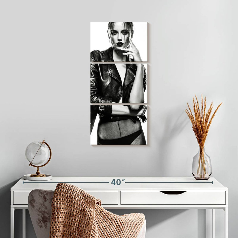 Fashion Emotion, H 27 po x l 12 po