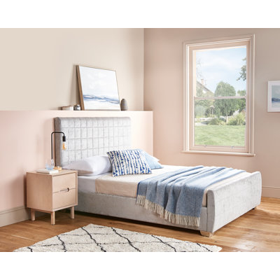 Esven Upholstered Bed