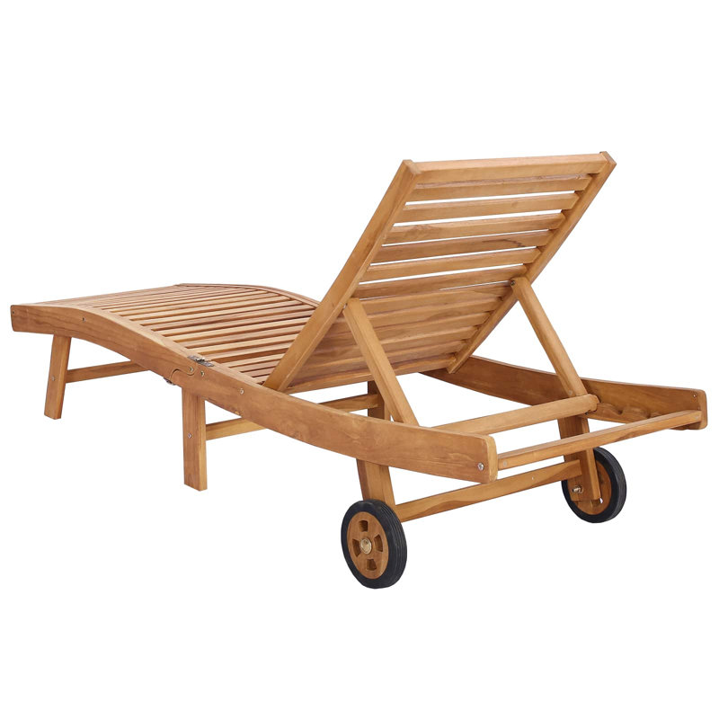 Outdoor Lounge Chair