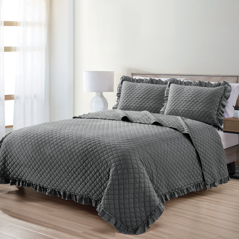 Bashira Modern & Contemporary Polyester Quilt, Full Quilt + 2 Full Shams, Light Grey