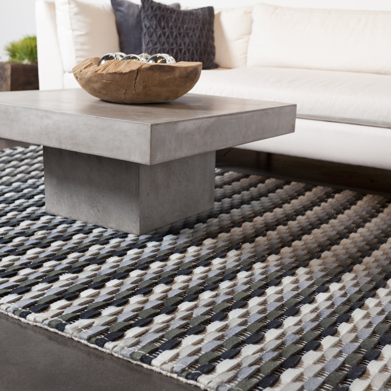 Dalamere Area Rug, Rectangle 2' x 3'
