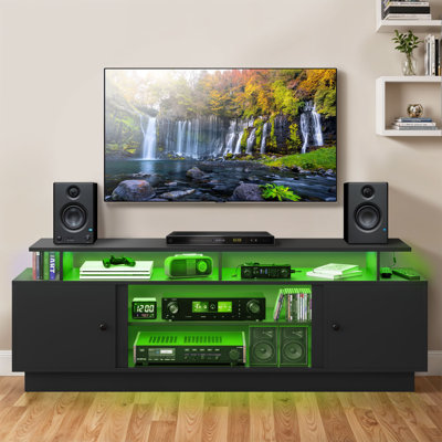 Kyrion 66,10 po, console média moderne classique avec lumière RVB Kyrion