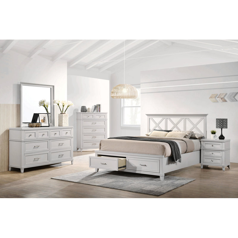 Deguzman 3 Drawer Nightstand W/USB, Grey