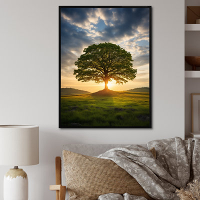 «Summer Solitude Tree Glow» sur toile