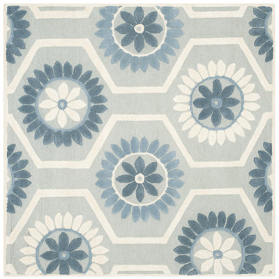 Cannen Hand Tufted Wool Floral Rug