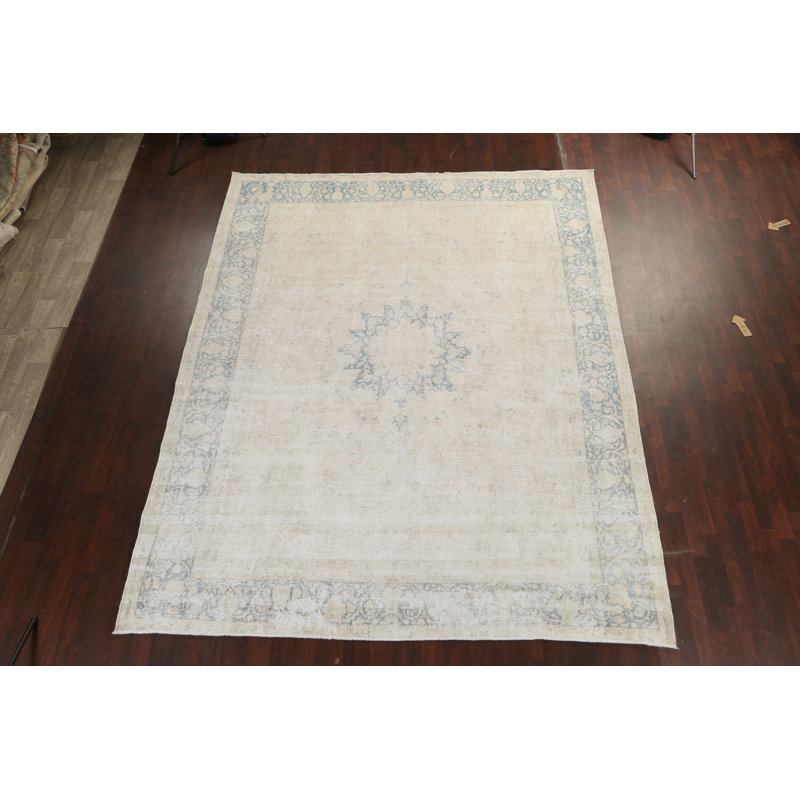 Tapis traditionnel délavé discret 10 x 12