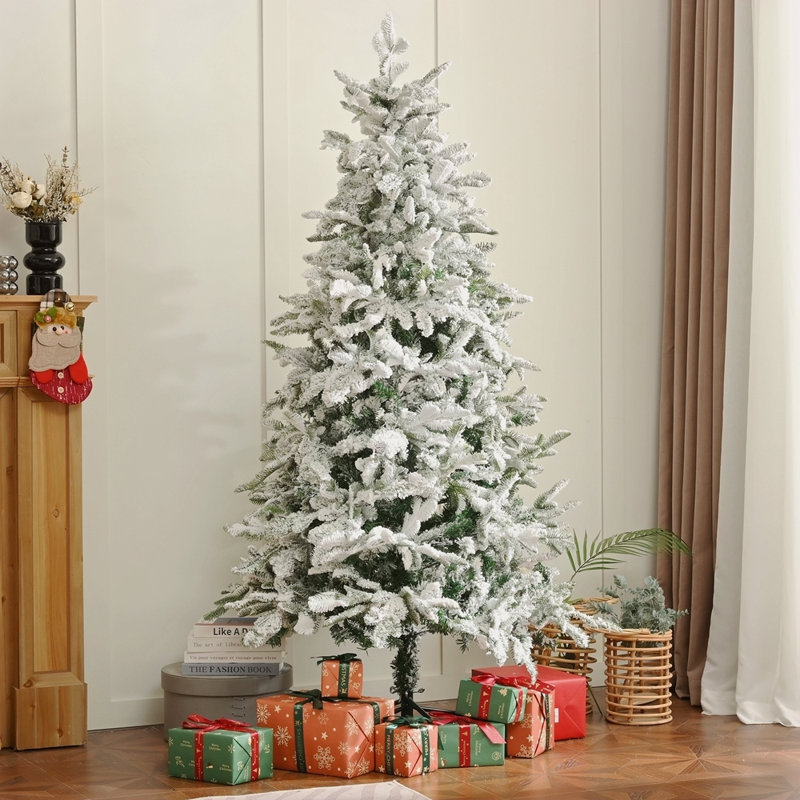 Arbre de Noël articulé enneigé 8 pi
