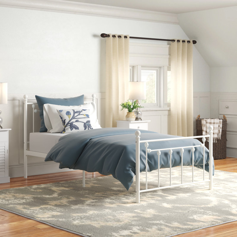 Angela Metal Spindle Bed, Twin, Matte White