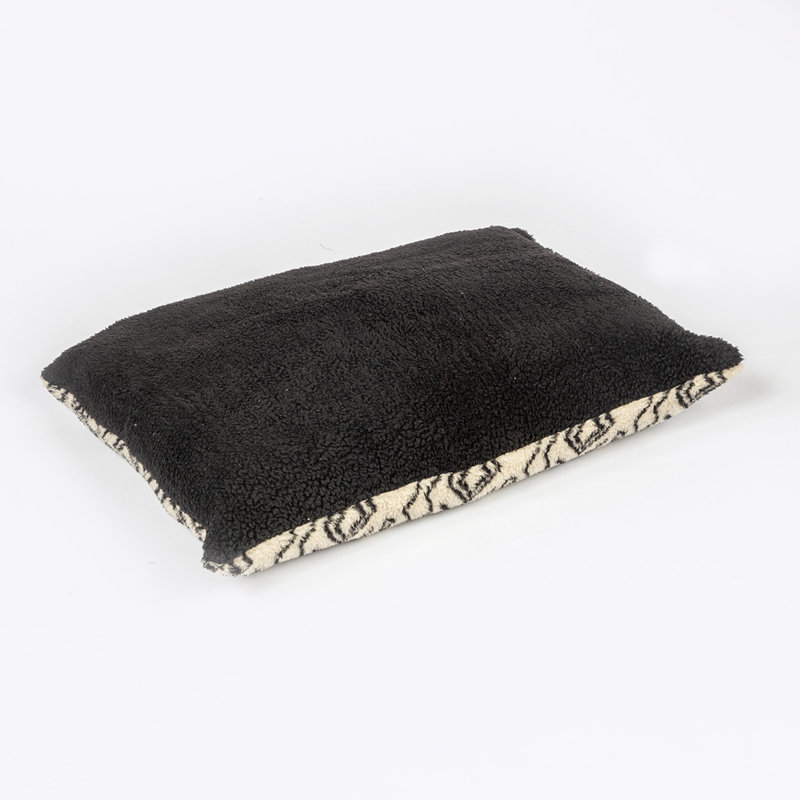 Geometric Fleece Pet Bed, 20cm H x 71cm W x 98cm D