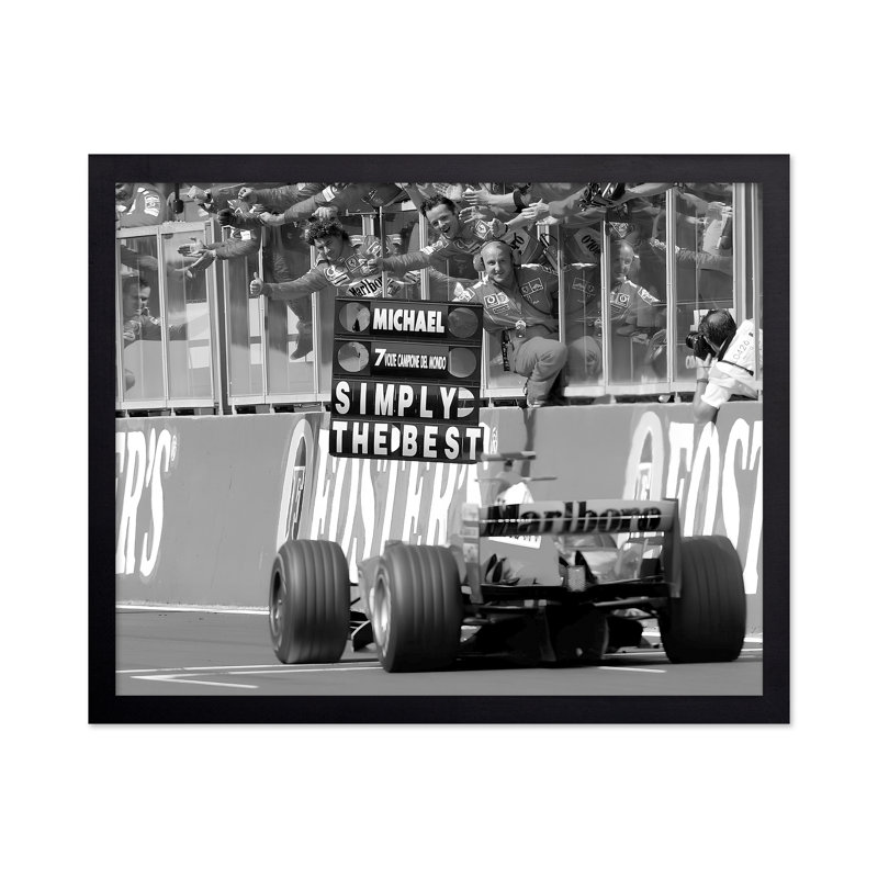 Car Racing sur circuit, Black Framed, Poster, 24"H x 32"W