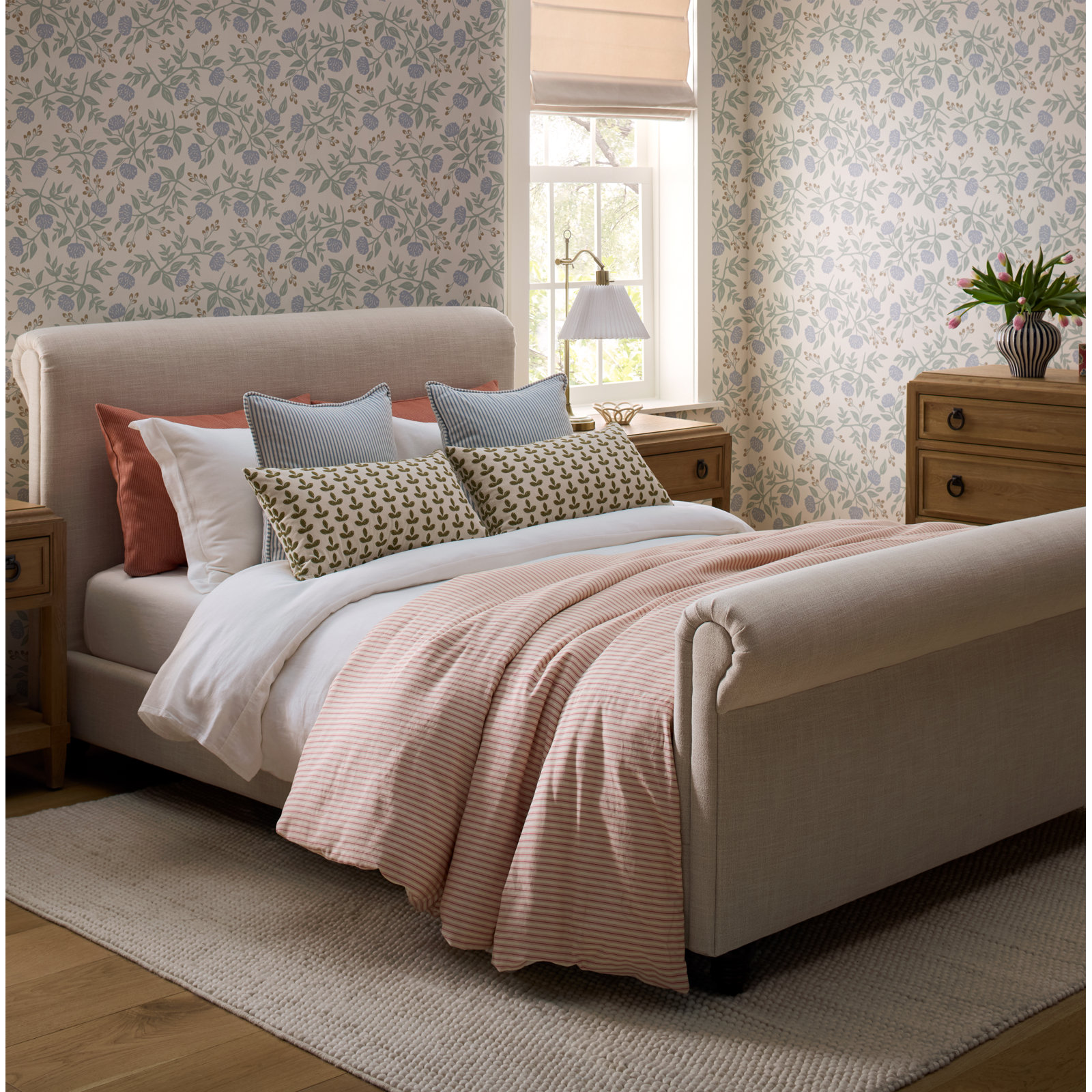 Berks Upholstered Platform Bed, Queen, Effie Linen Performance Linen