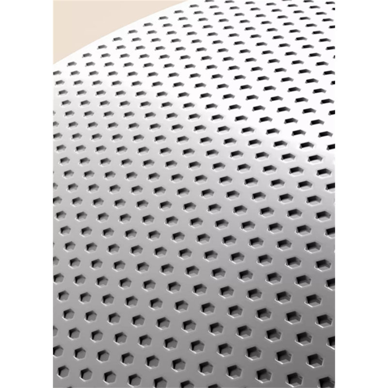 Plastic Litter Mat, 0.3" H x 35.43" W x 23.62" D