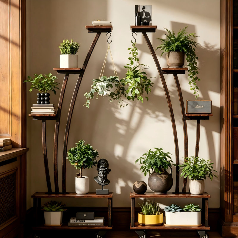 Ensemble de 2 supports à plante courbés en métal à 5 niveaux avec roulettes verrouillables et crochets de suspension, grande tablette de présentation de plantes à plusieurs niveaux, support à fleurs mobile pour salon d'intérieur, entrée, balcon, finition grain de bois rustique
