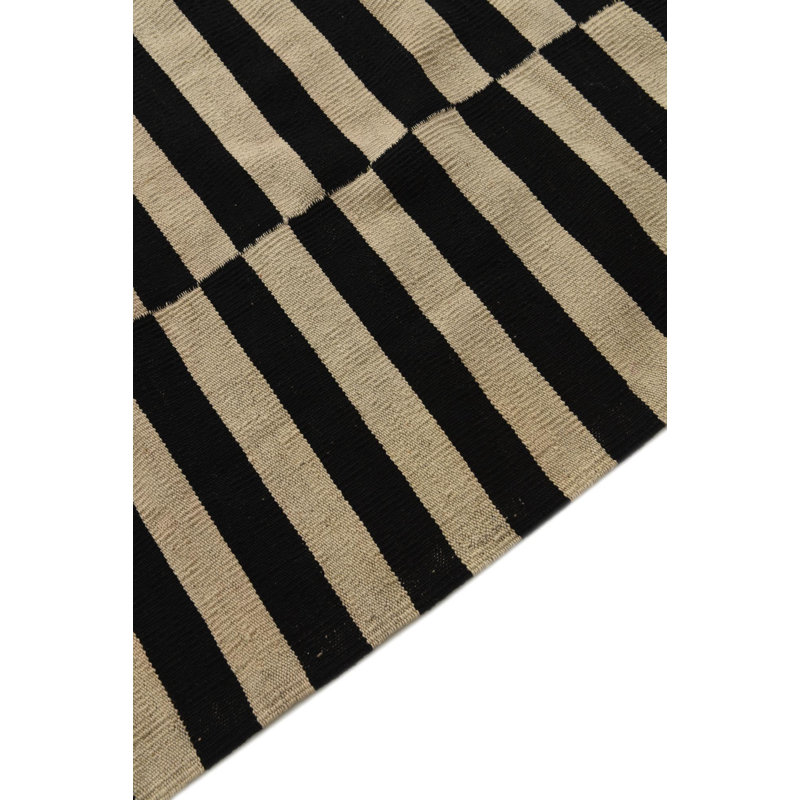 Tapis noir et blanc Ousley