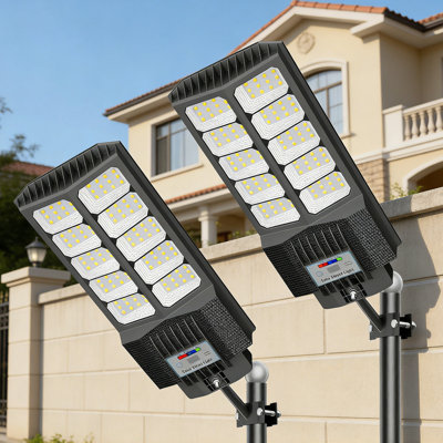 Réverbère solaire 30000LM, IP68 imperméable, grand angle 180 °, Radar Pet-Smart, pour grange de garage, garage, cour, allée