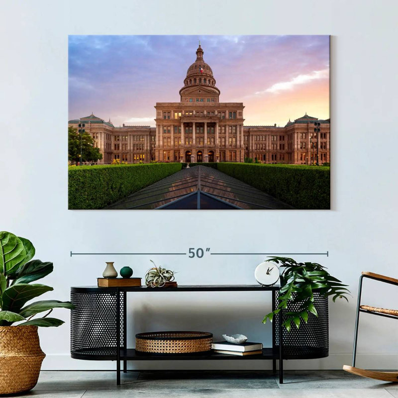 Iconic Texas Capitol, H 34 po x l 51 po