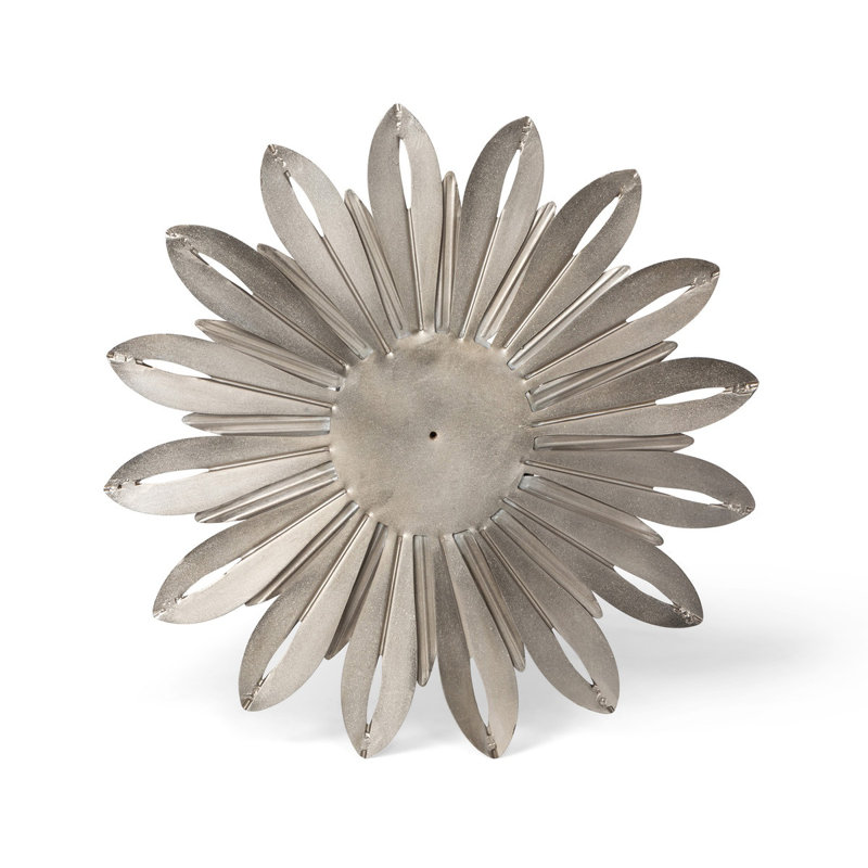 Metal Wall Decor, 18" H x 18" W x 1.5" D, Silver
