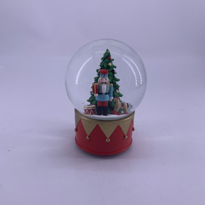 Christmas Snow Globe