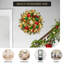 Couronne de Noël élégante de 16 pouces avec ornements rouges, verts et dorés, décoration de vacances d'hiver pré-éclairée, intérieur / extérieur