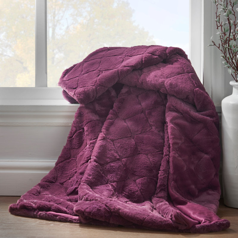Cosy Diamond Faux Fur Soft 130x170cm Blanket Throw, Plum
